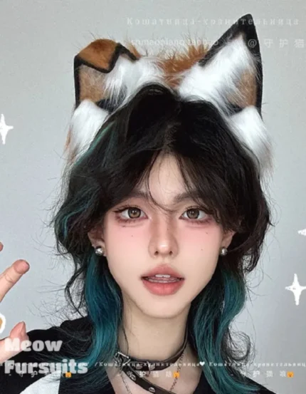 Moving Cat Ears And Tail